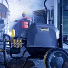 IDROPULITRICE ALTA PRESSIONE HD 9/20-4 M CLASSIC KARCHER