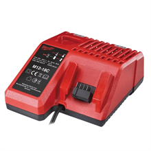 KIT MILWAUKEE 4 ELETTROUTENSILI CON BATTERIE E TROLLEY